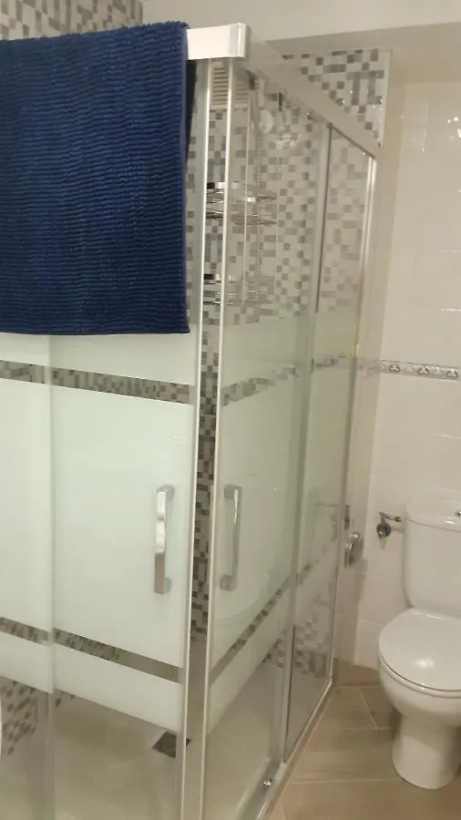 Amplio Piso Al Lado De La Playa En Nerja Διαμέρισμα