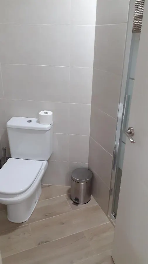 Amplio Piso Al Lado De La Playa En Nerja Διαμέρισμα