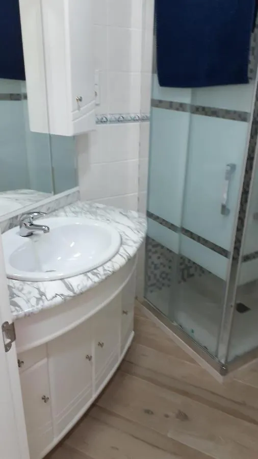 Amplio Piso Al Lado De La Playa En Nerja Διαμέρισμα